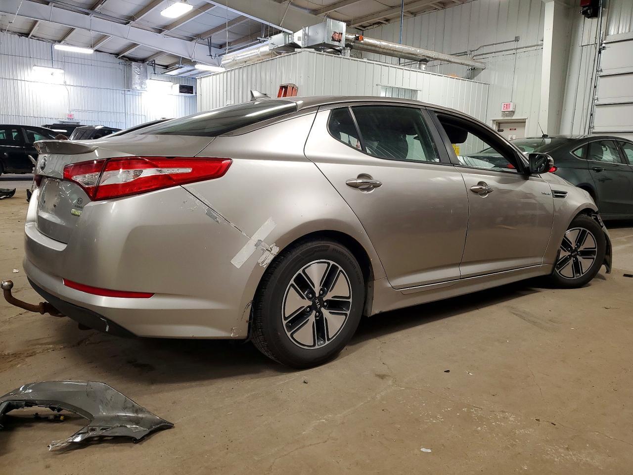 2013 Kia Optima Hybrid - Image 3