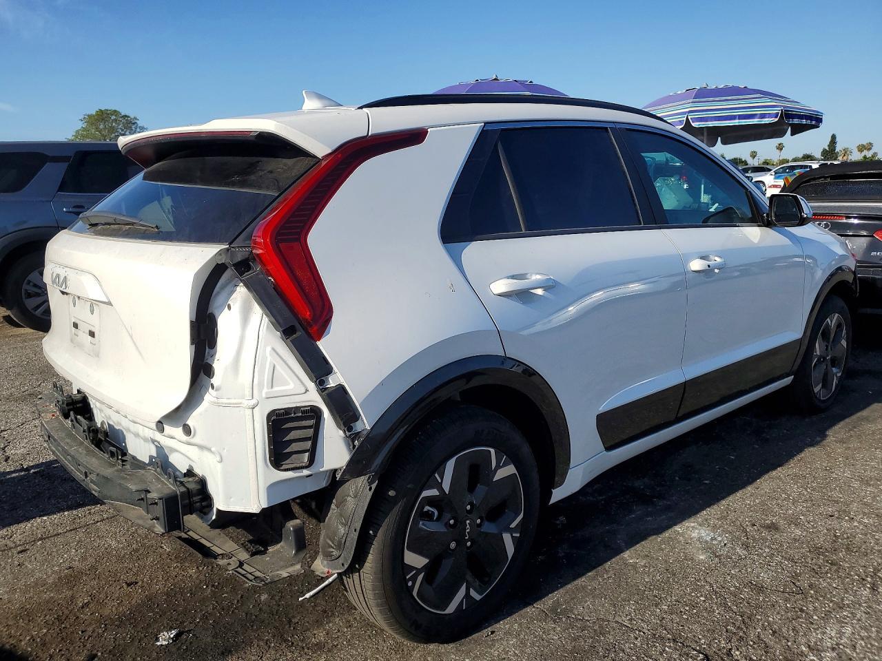 2025 Kia Niro Wind - Фото 3