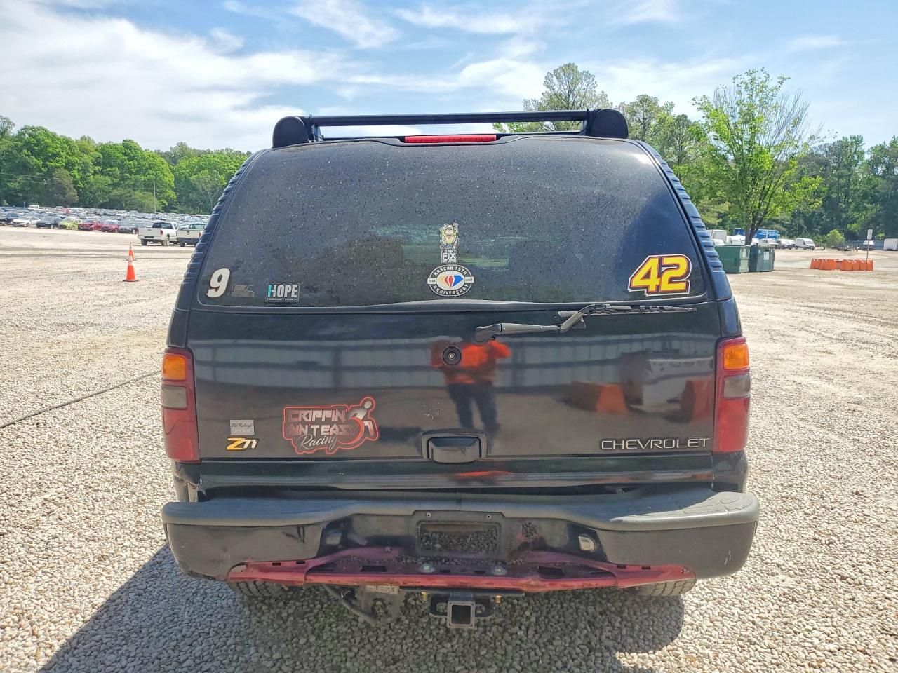 2002 Chevrolet Tahoe K1500 - Image 6