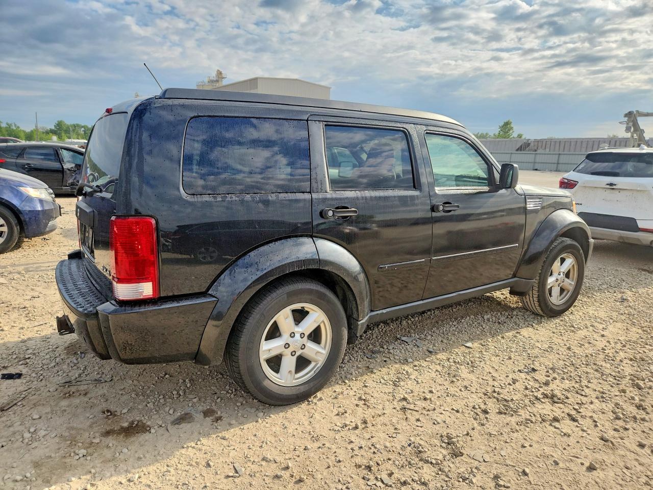 2008 Dodge Nitro Sxt - Фото 3
