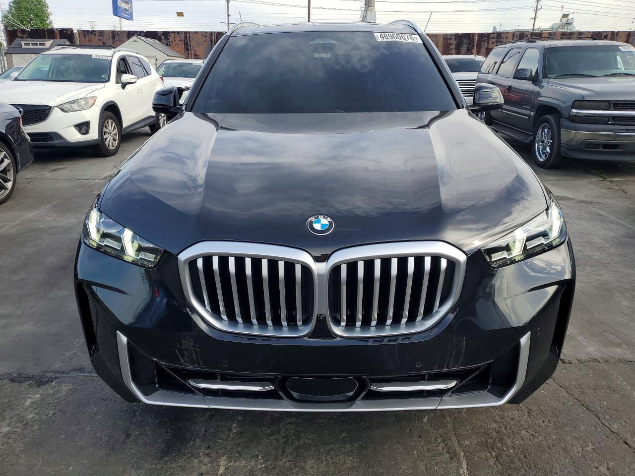 2026 BMW X5 xDrive40I - Image 5