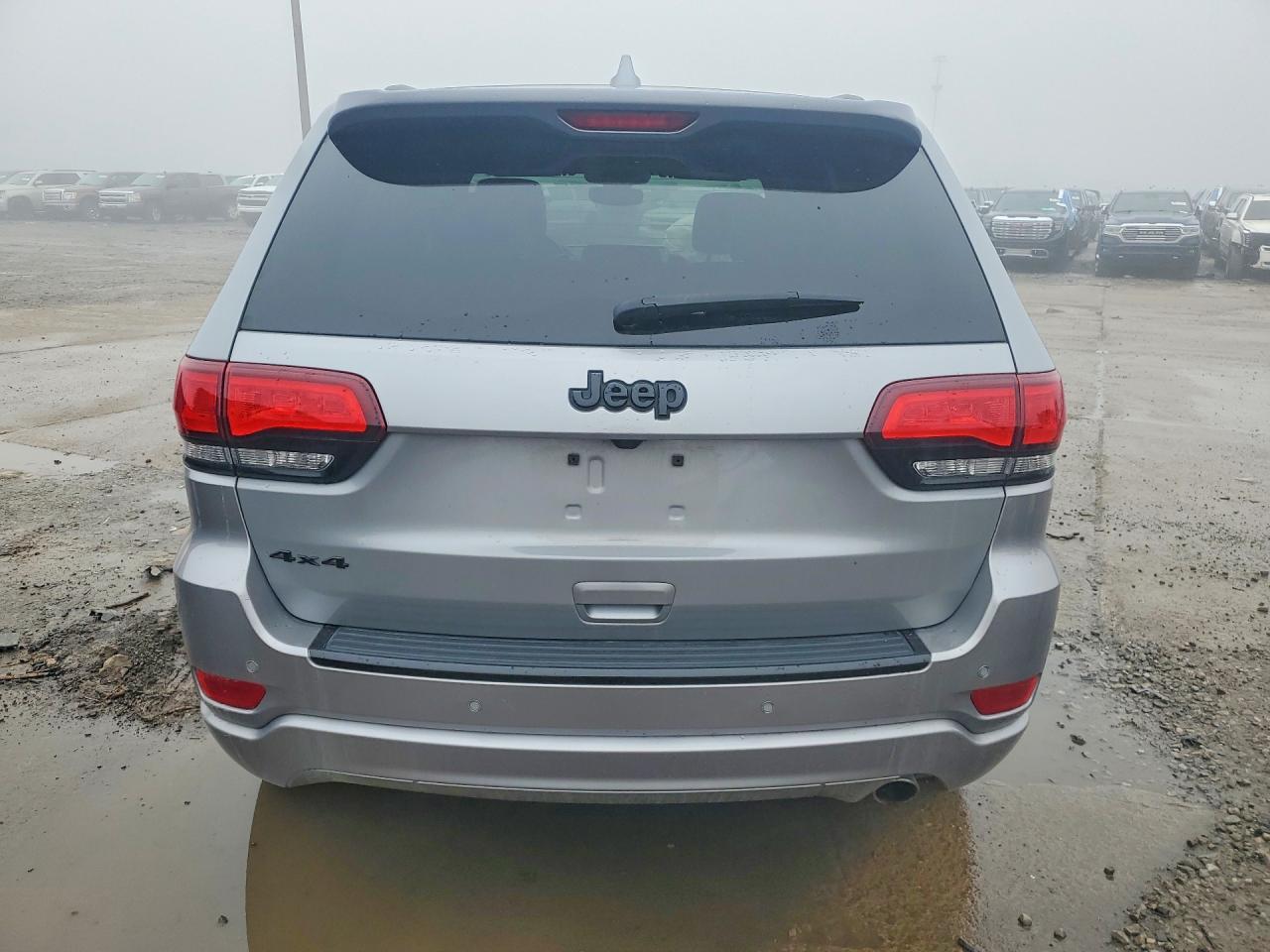 2018 Jeep Grand Cherokee Laredo - Image 6
