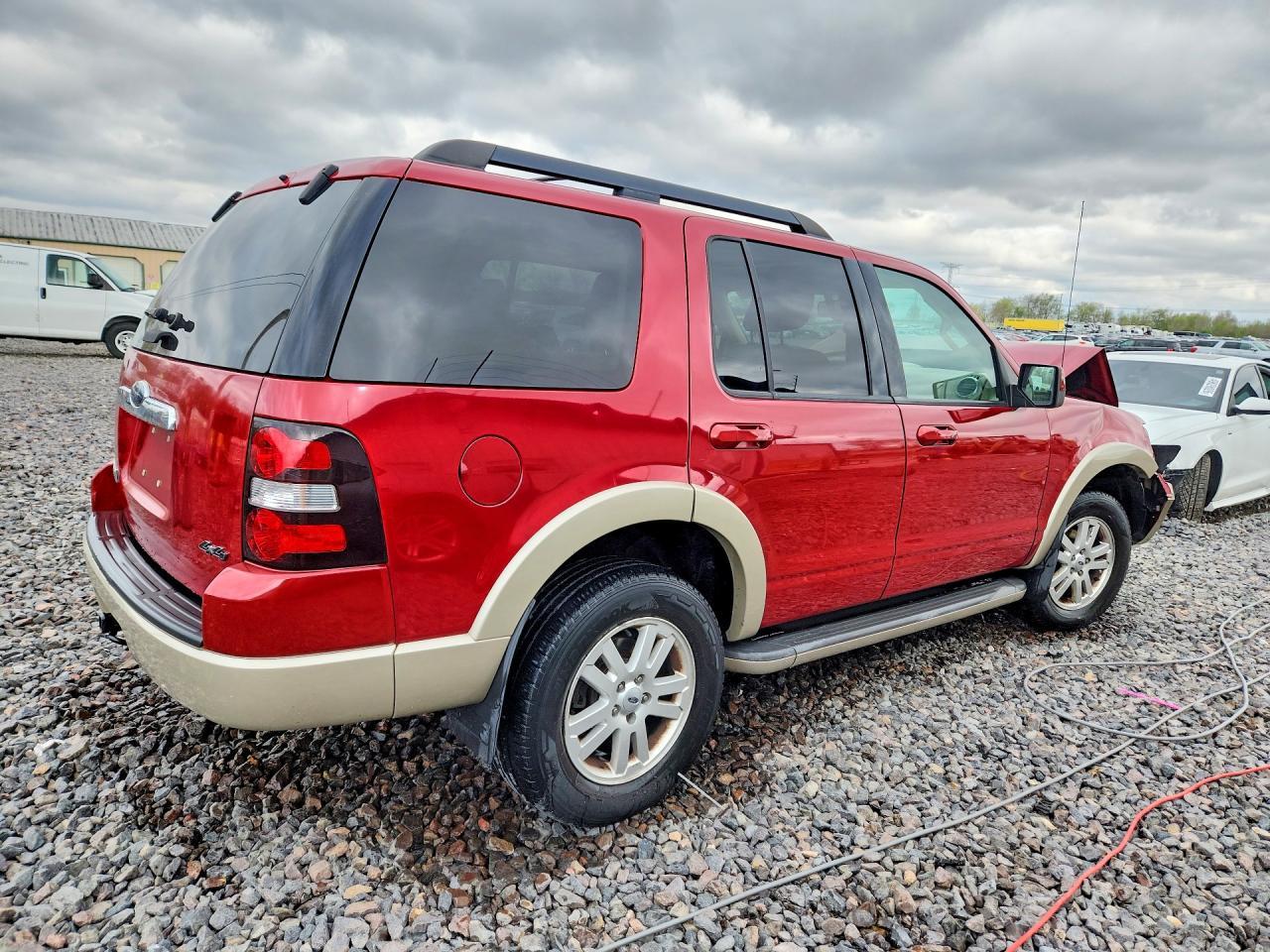 2010 Ford Explorer Eddie Bauer - Image 3