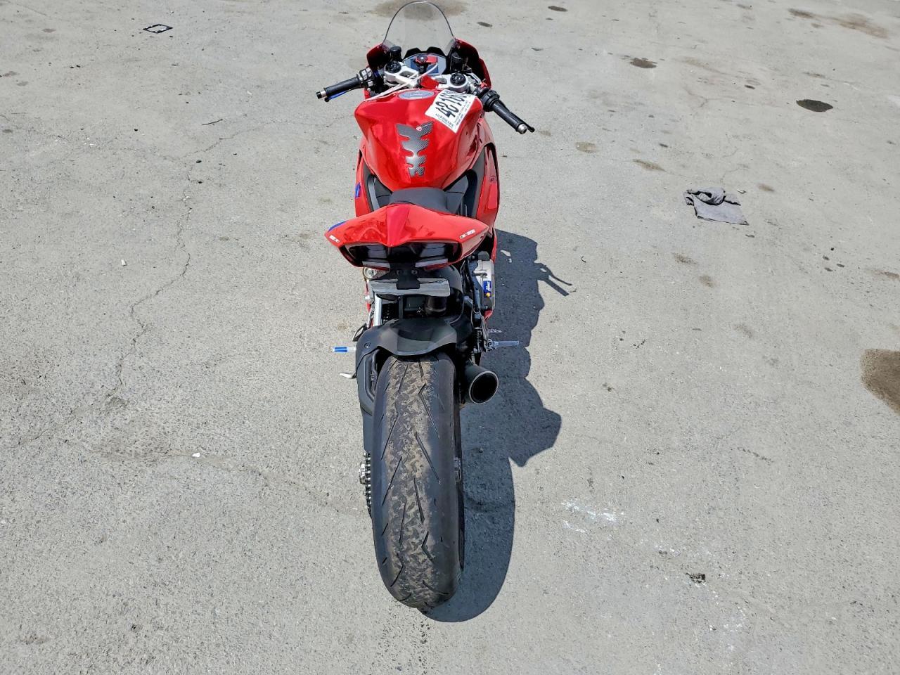 2022 Ducati Panigale V2 - Image 6