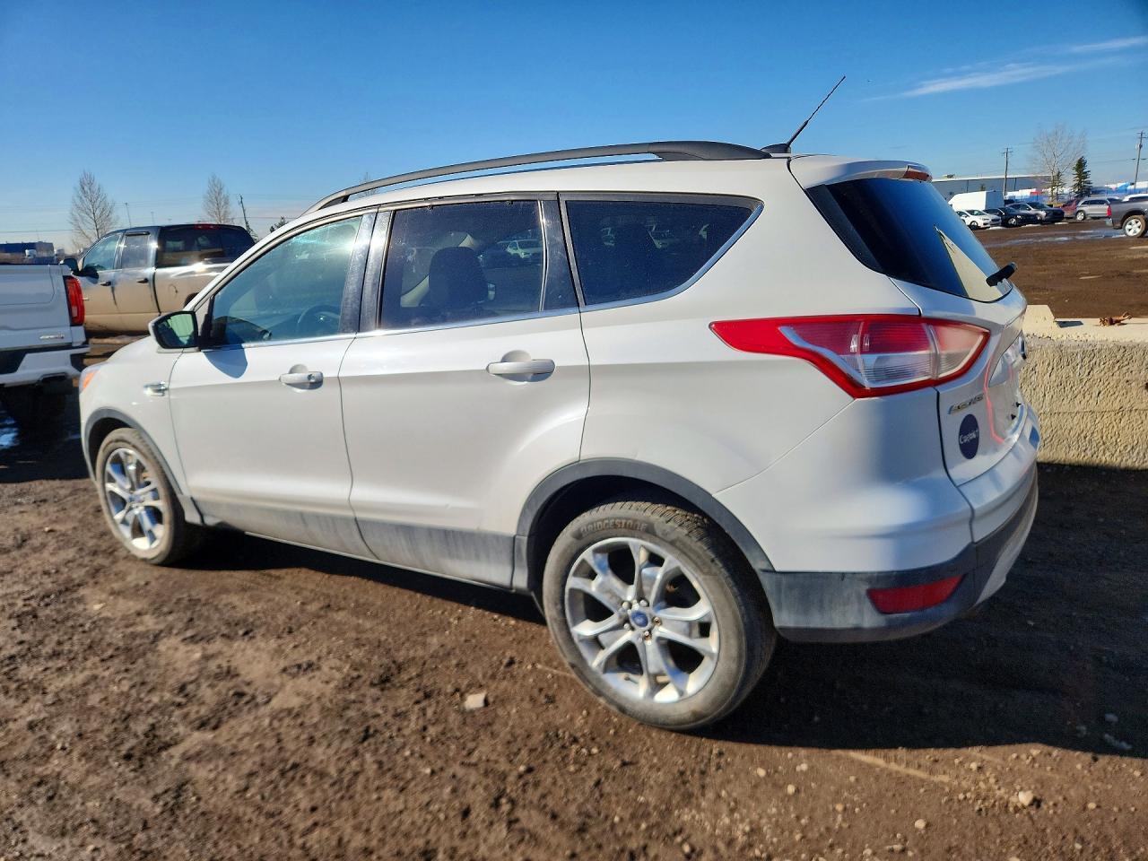 2014 Ford Escape Se - Фото 2