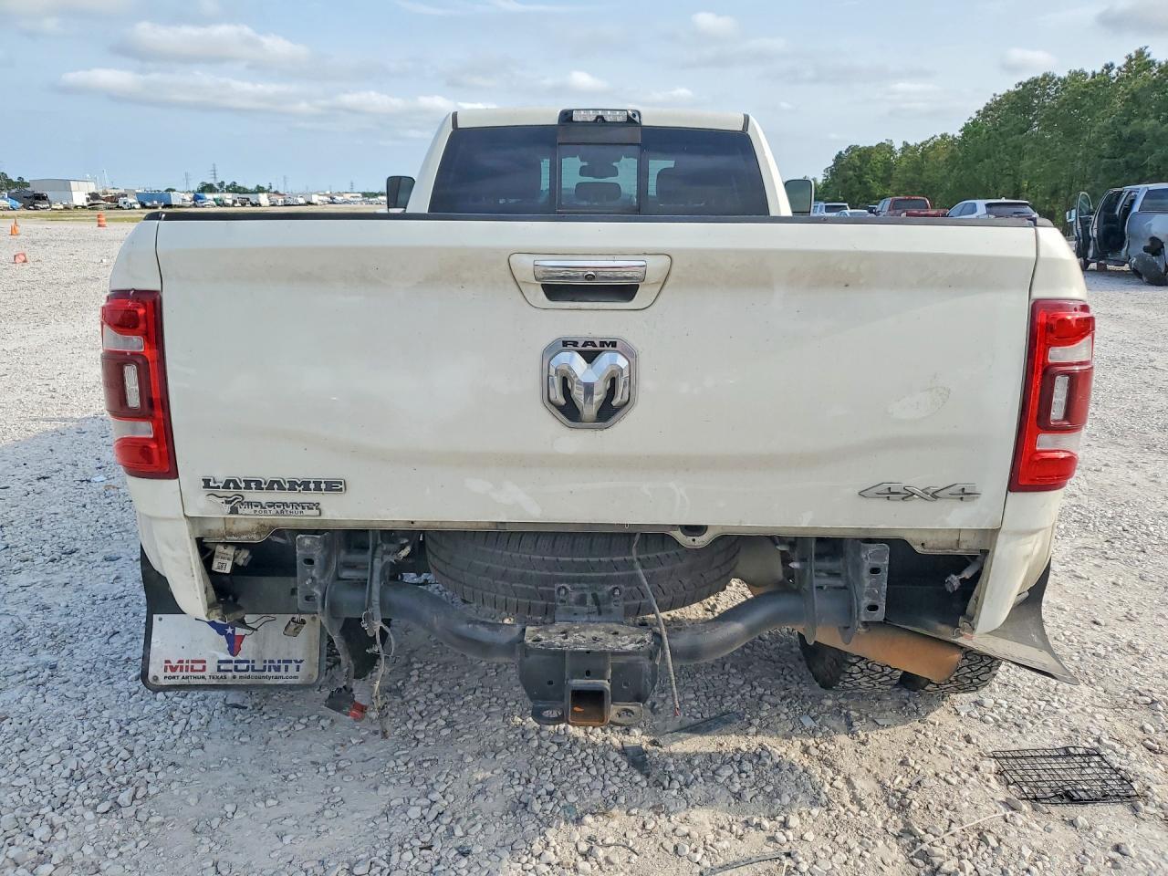 2020 Ram 3500 Laramie - Image 6