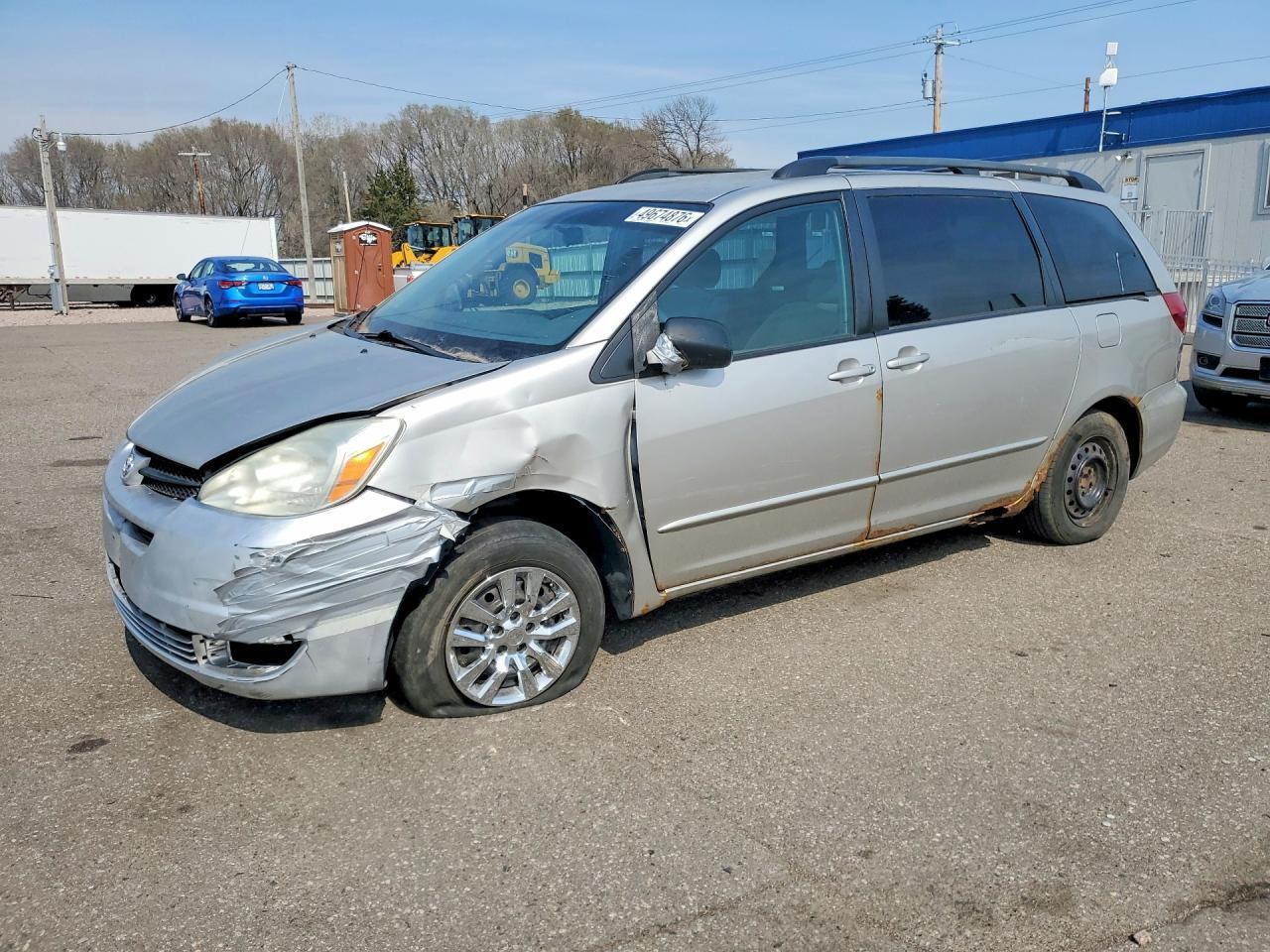 2005 Toyota Sienna Le 7 Passenger