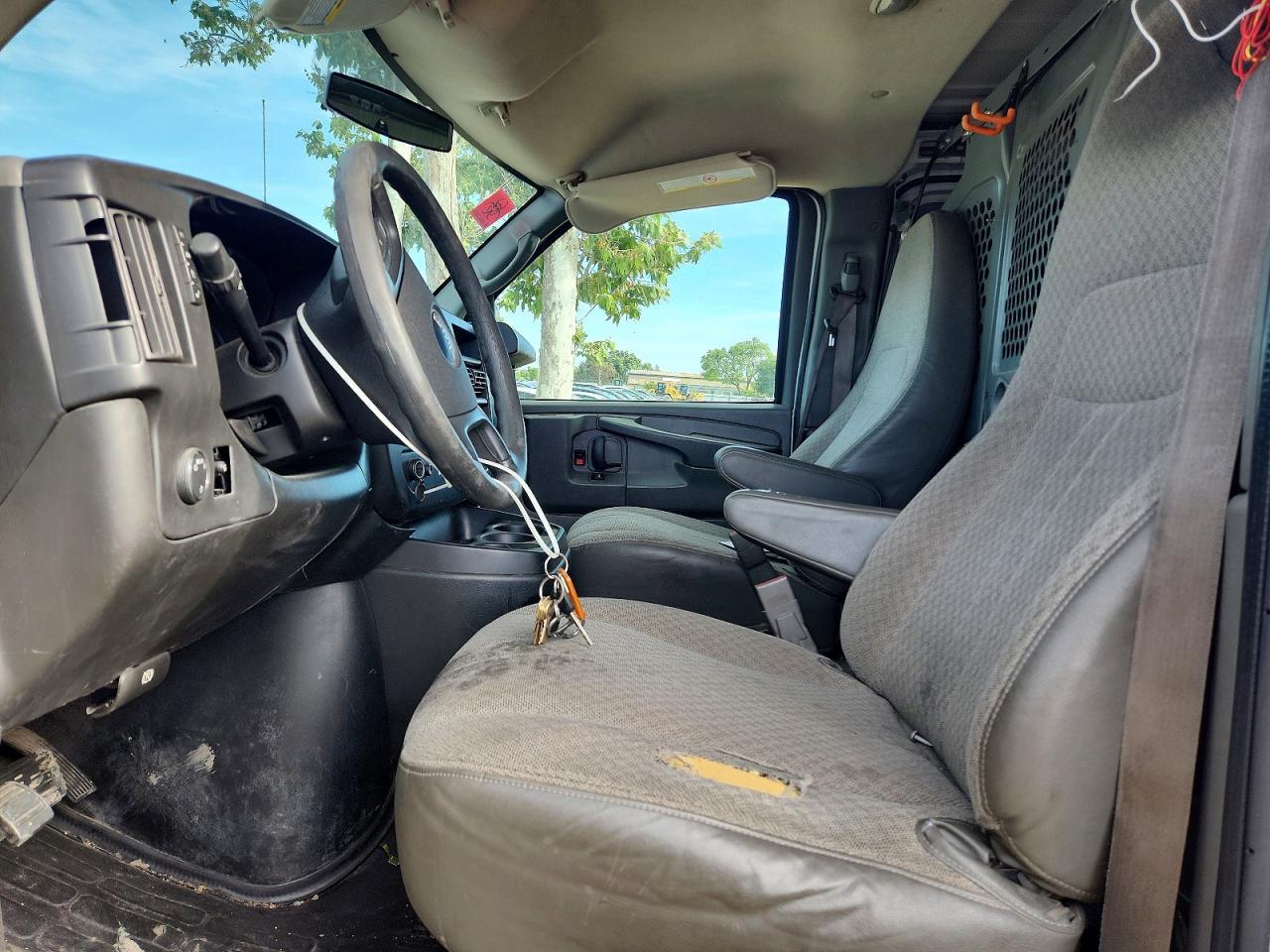 2015 GMC Savana G2500 Utility / Service Van - Фото 7