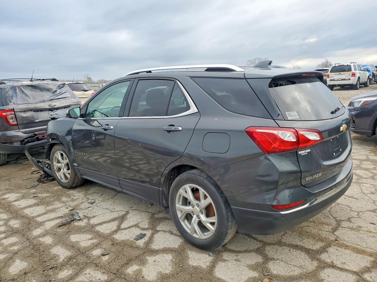 2018 Chevrolet Equinox Premier - Фото 2