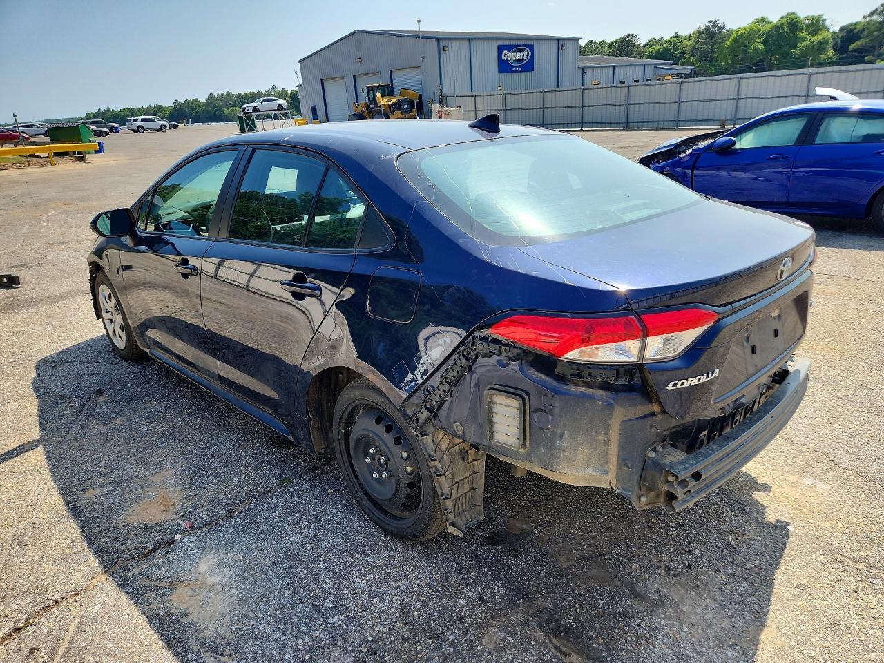 2023 Toyota Corolla Le - Image 2