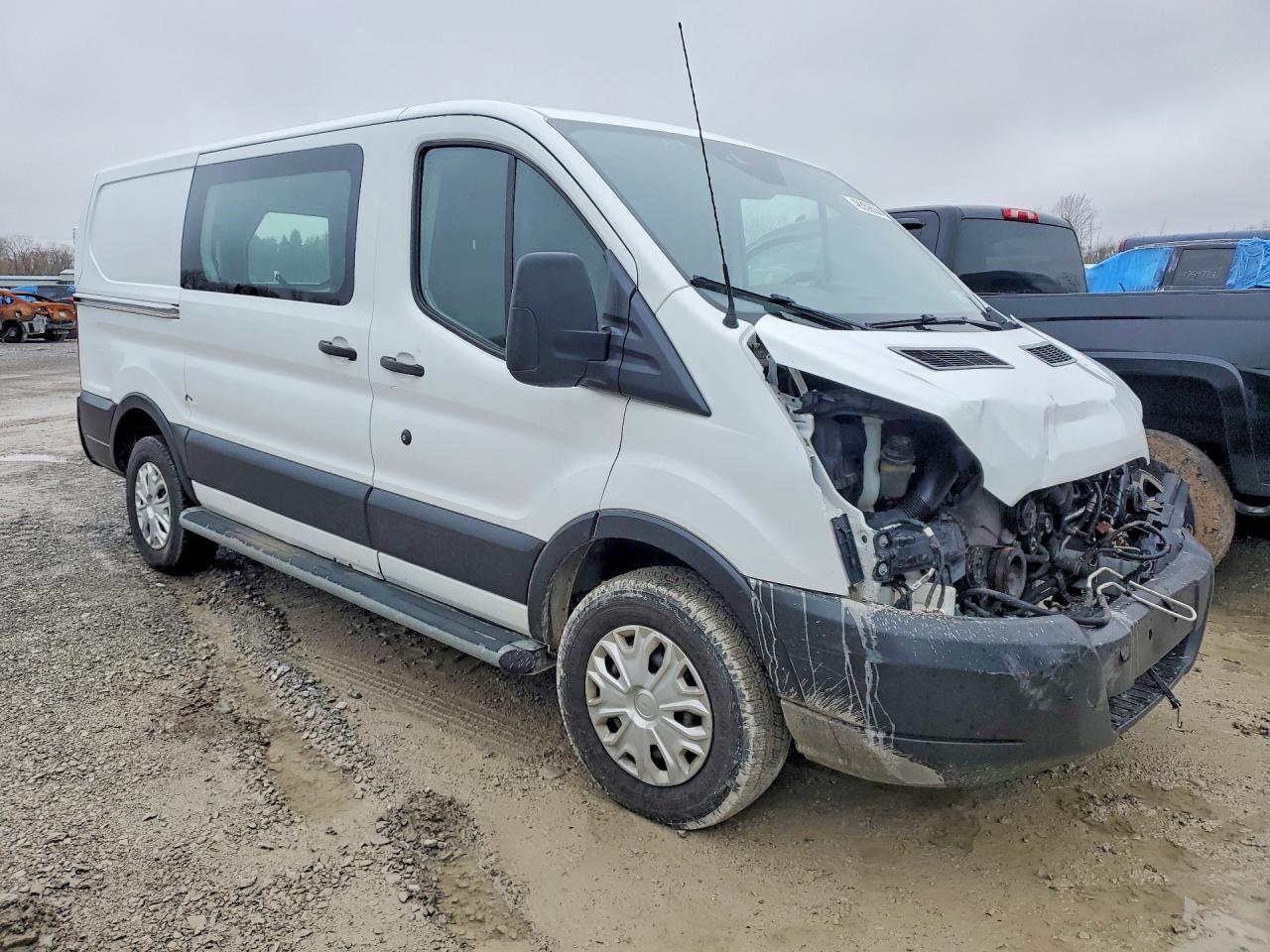 2019 Ford Transit 250 Utility / Service Van - Image 4