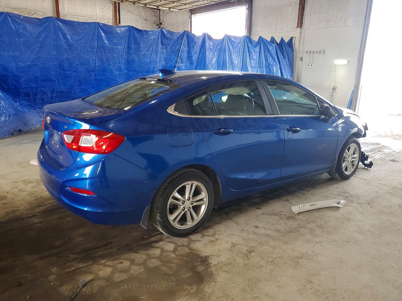 2016 Chevrolet Cruze Lt - Image 3