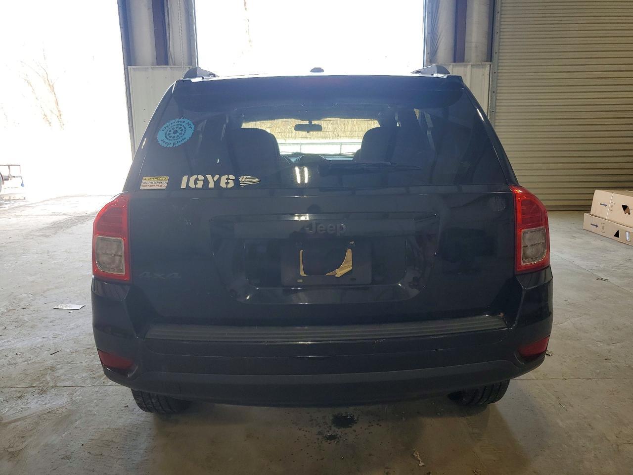 2012 Jeep Compass Latitude - Image 6
