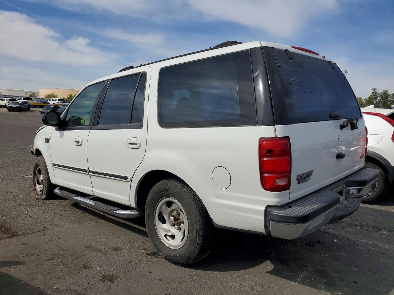 2000 Ford Expedition Xlt - Фото 2