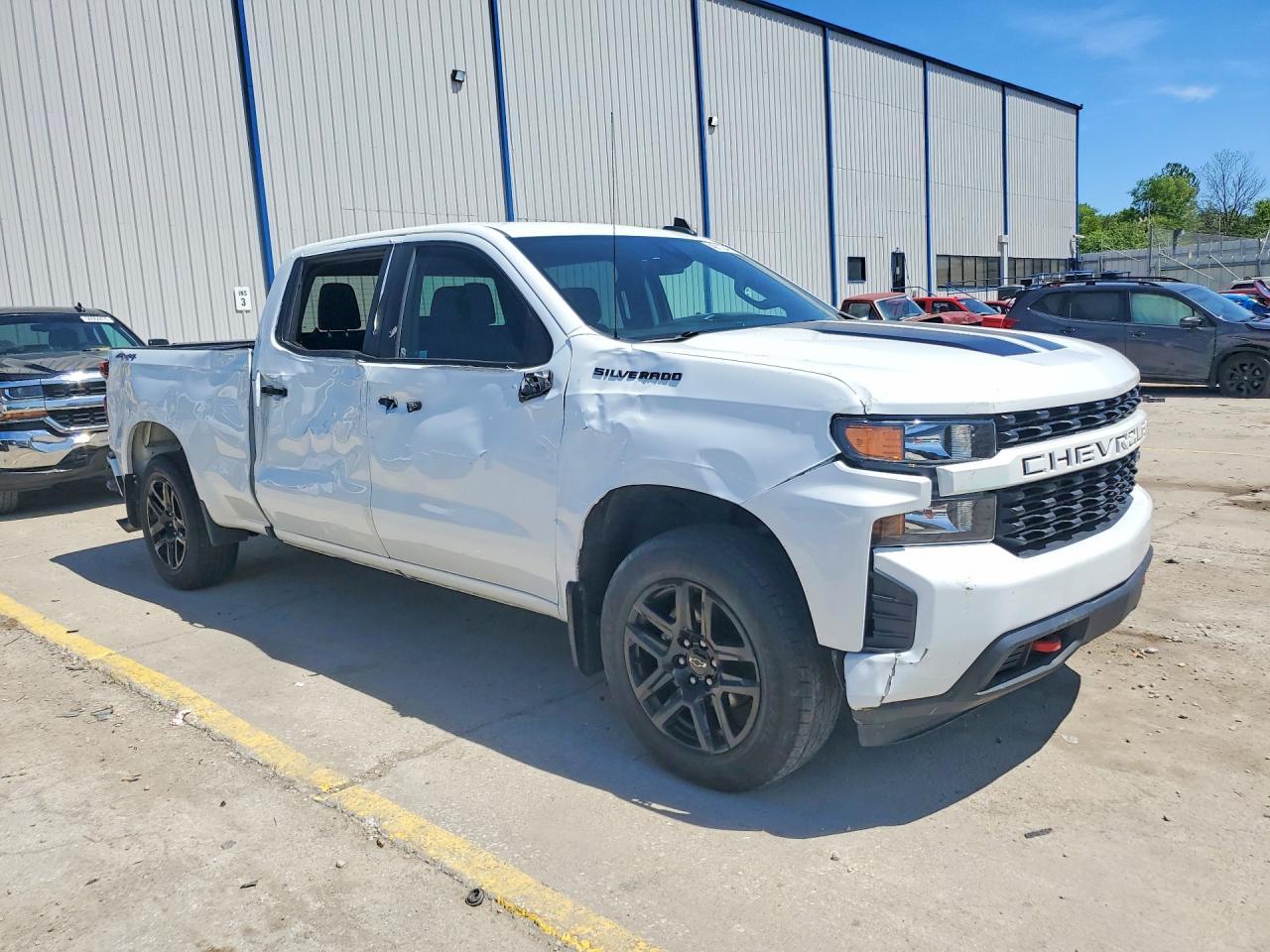 2022 Chevrolet Silverado Ltd K1500 Custom - Фото 4