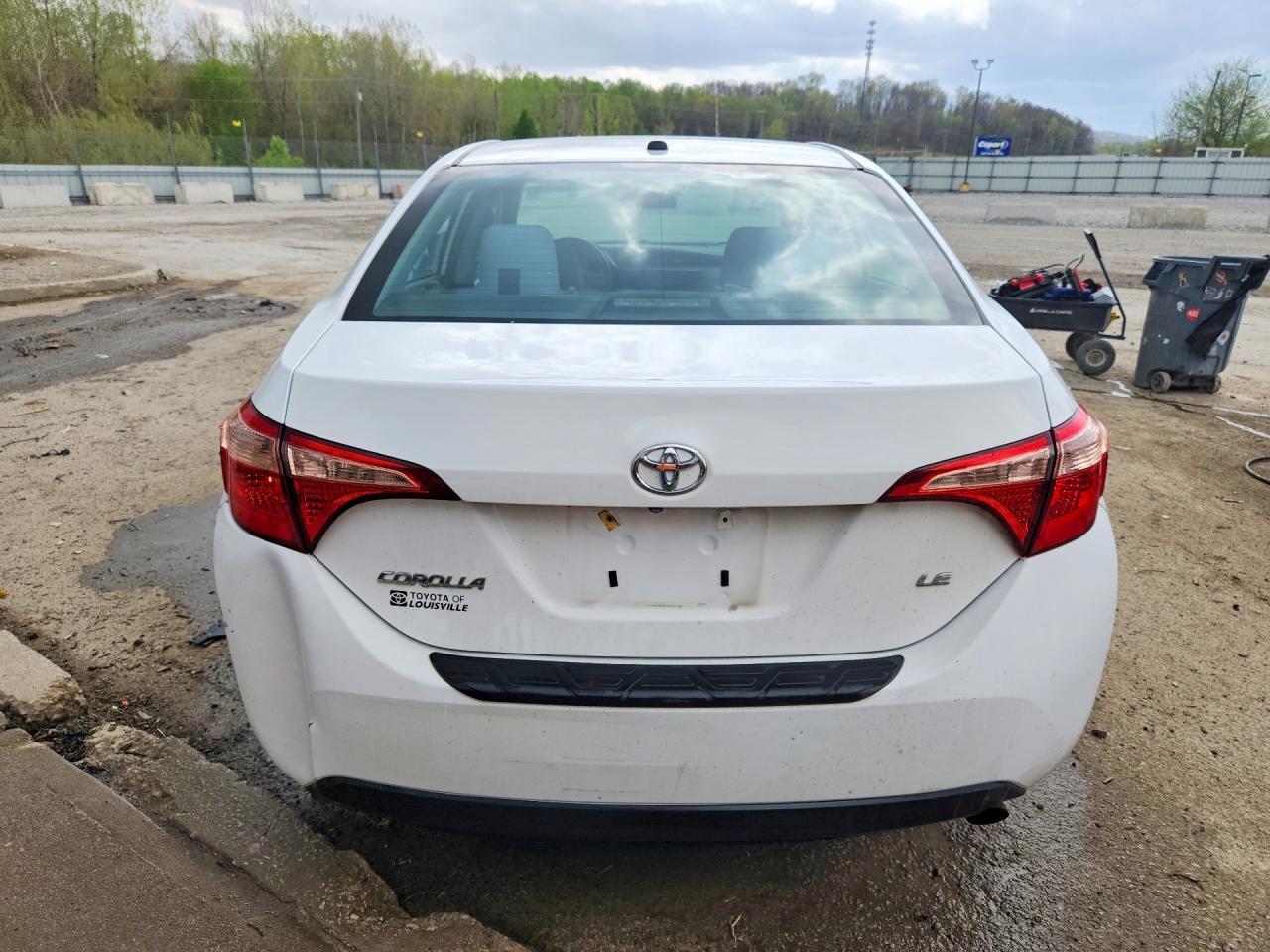 2017 Toyota Corolla Le - Image 6