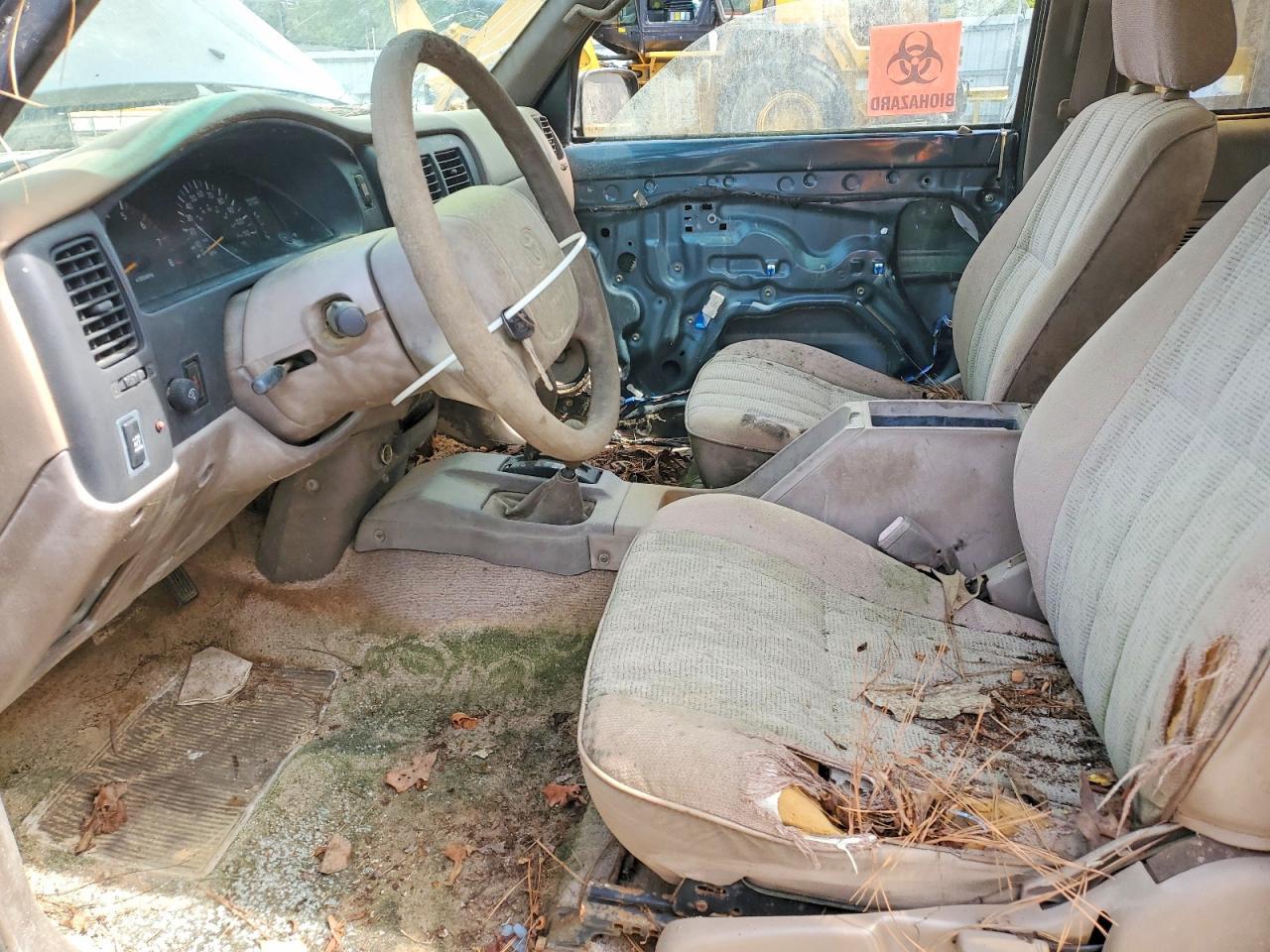 1998 Toyota Tacoma Xtracab - Image 7
