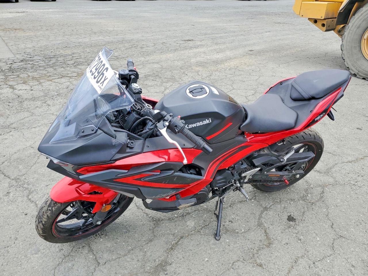 2025 Kawasaki Ex500 A - Фото 3
