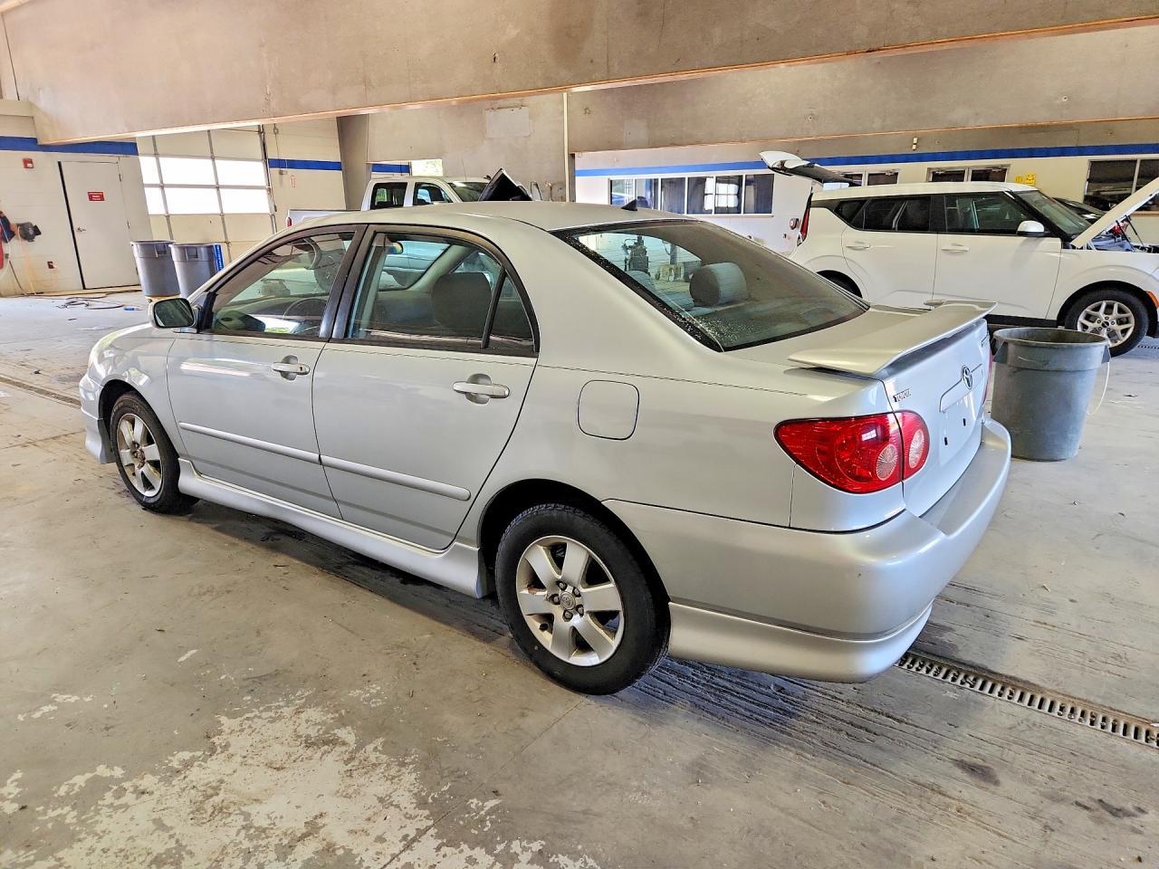 2007 Toyota Corolla - Image 2
