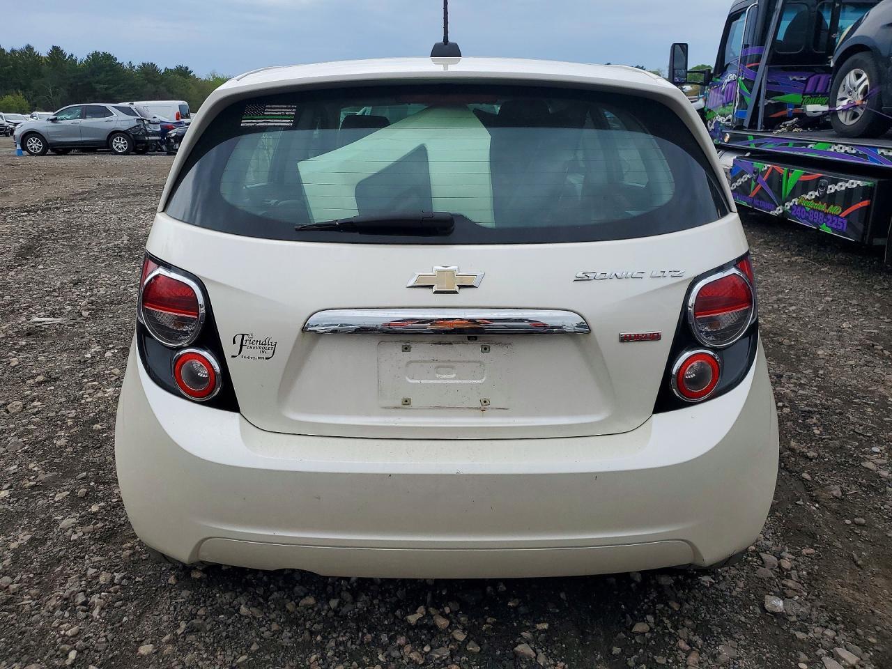 2015 Chevrolet Sonic Ltz - Image 6