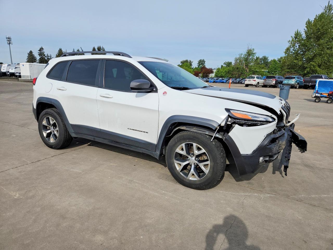 2017 Jeep Cherokee Trailhawk - Image 4