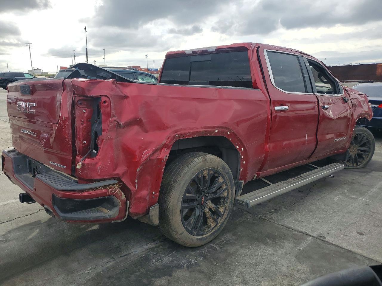 2021 GMC Sierra K1500 Denali - Image 3