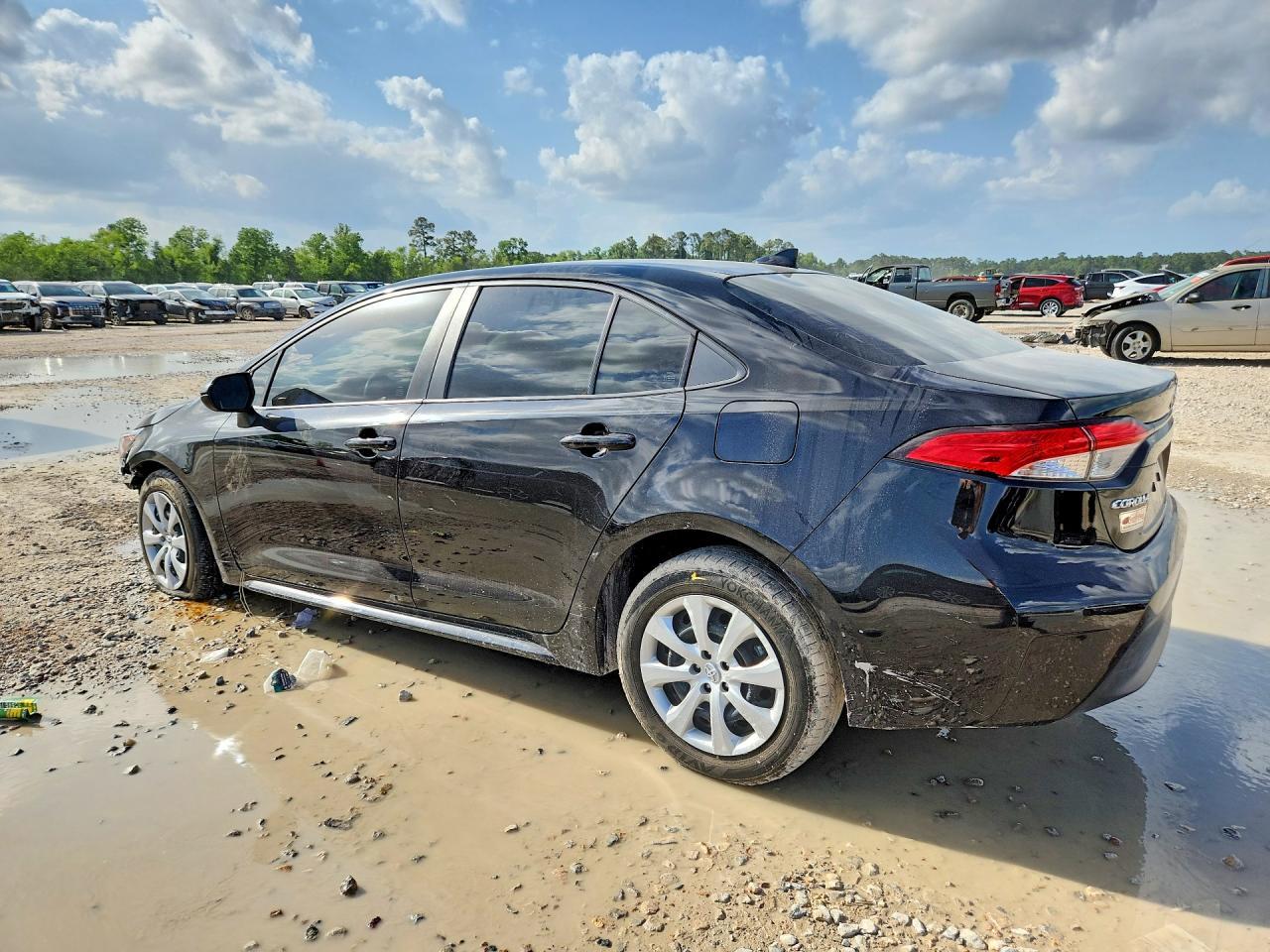 2023 Toyota Corolla Le - Фото 2