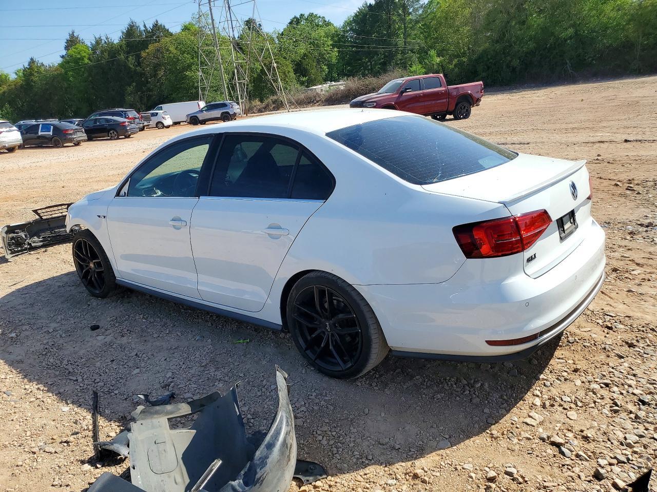 2017 Volkswagen Jetta Gli - Image 2