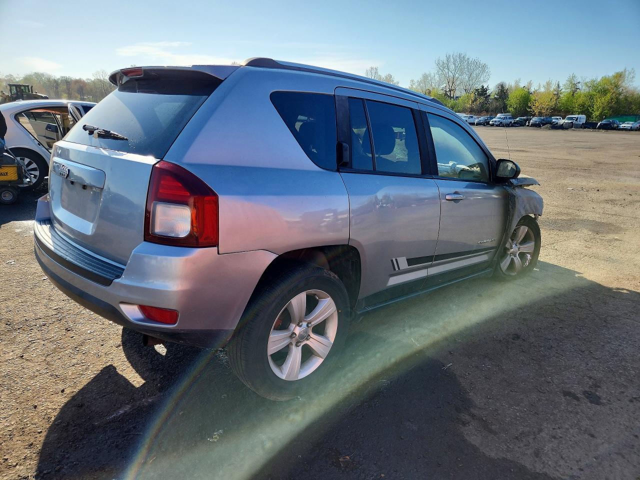 2015 Jeep Compass Sport - Фото 3