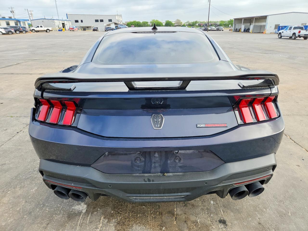 2025 Ford Mustang Dark Horse - Фото 6