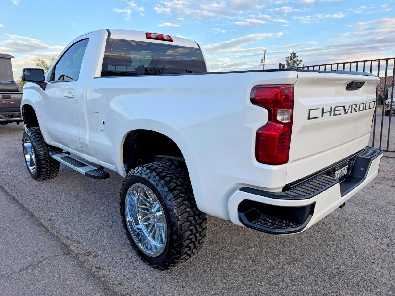 2022 Chevrolet Silverado C1500 - Image 3