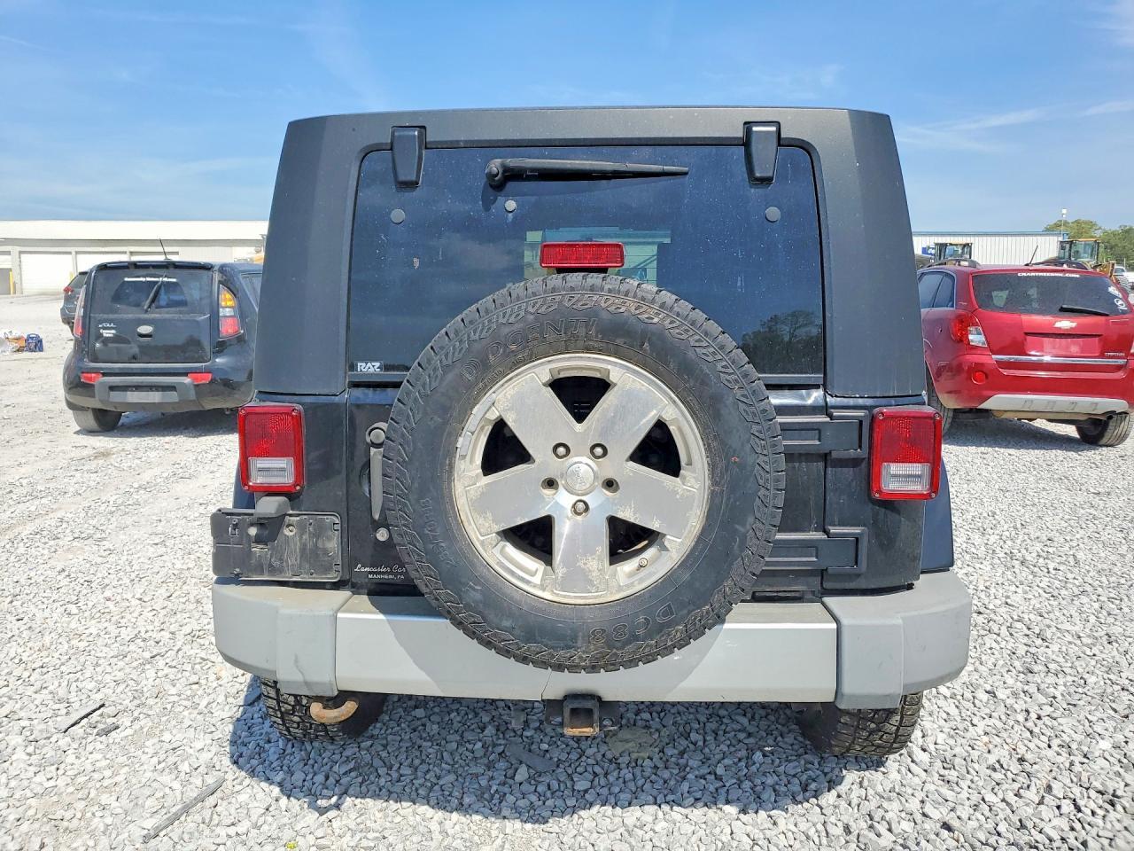 2009 Jeep Wrangler Unlimited Sahara - Фото 6