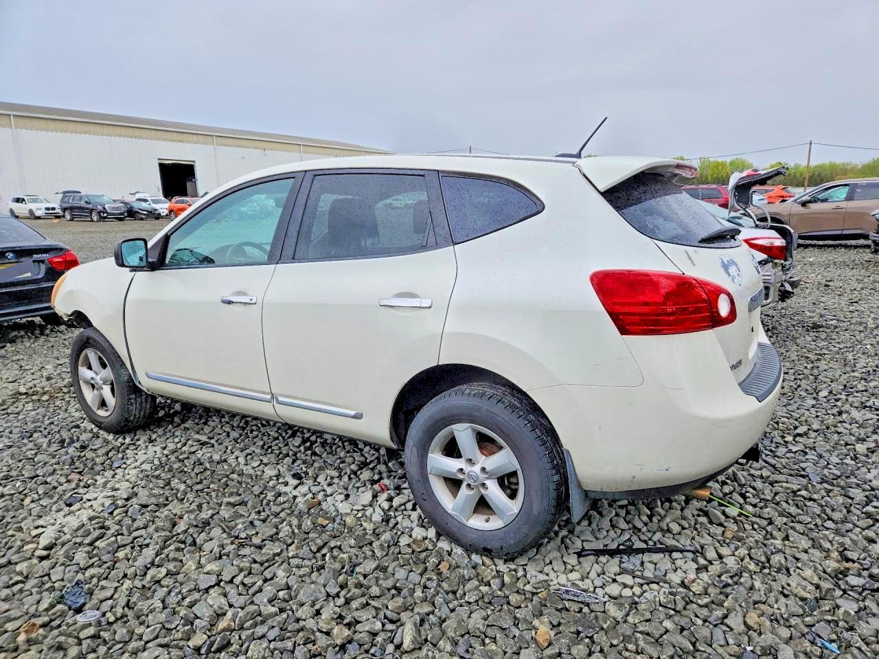 2012 Nissan Rogue S - Фото 2