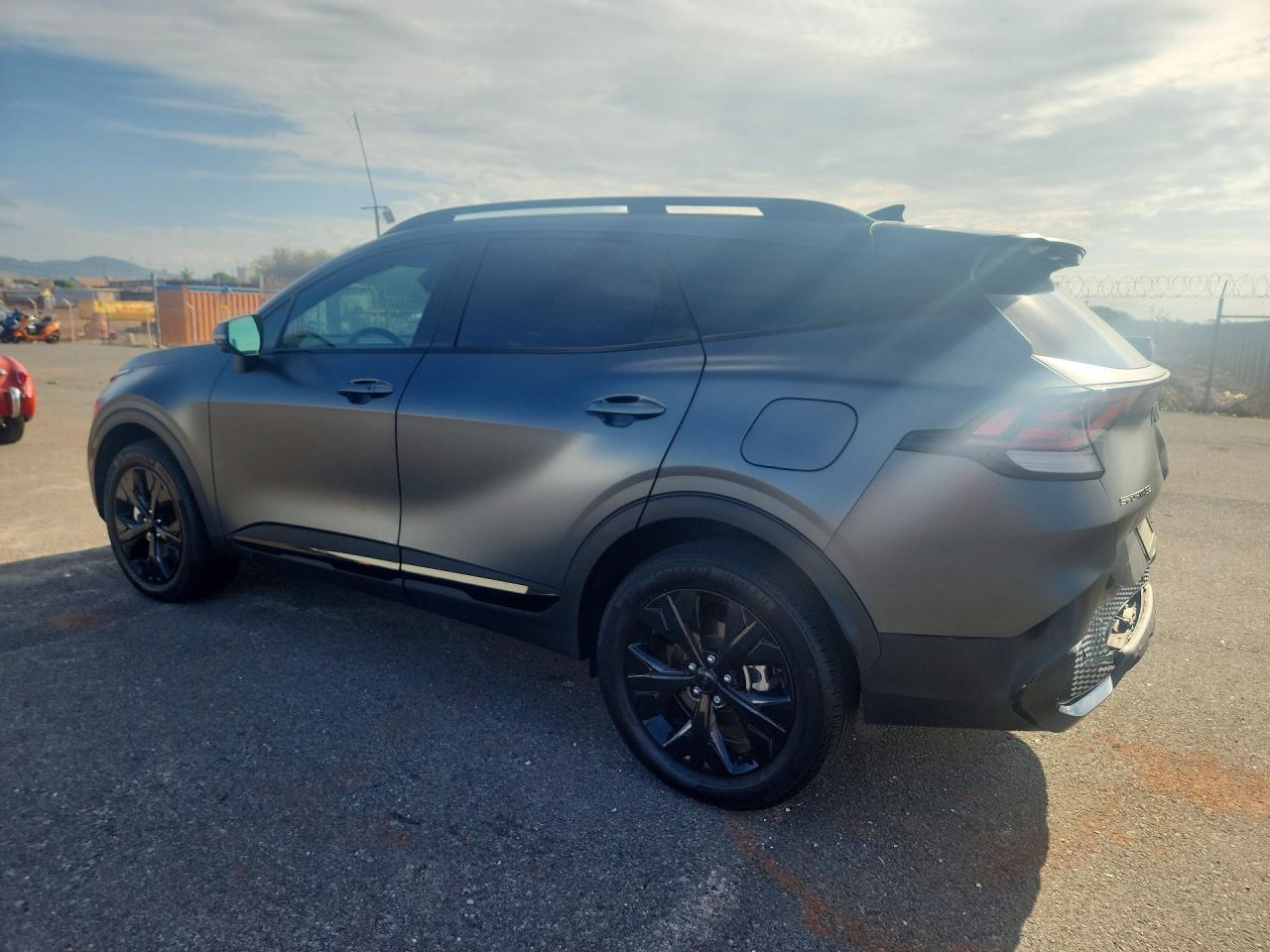 2025 Kia Sportage Plug-In Hybrid X-Line Prestige - Фото 2