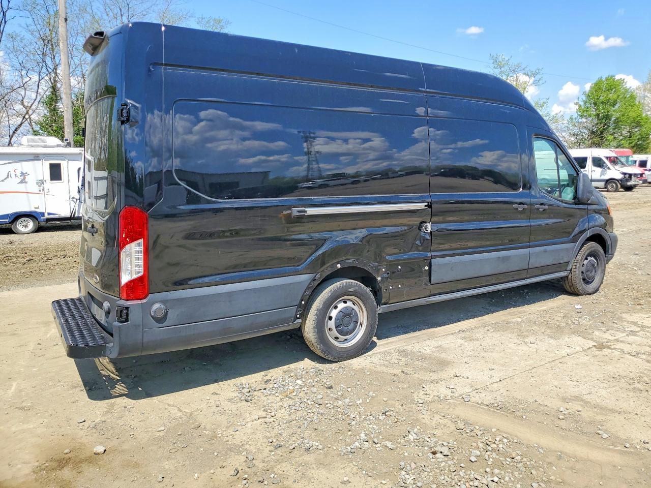 2019 Ford Transit T-250 Ext Cargo 3.2L 5C Tdsl - Image 3