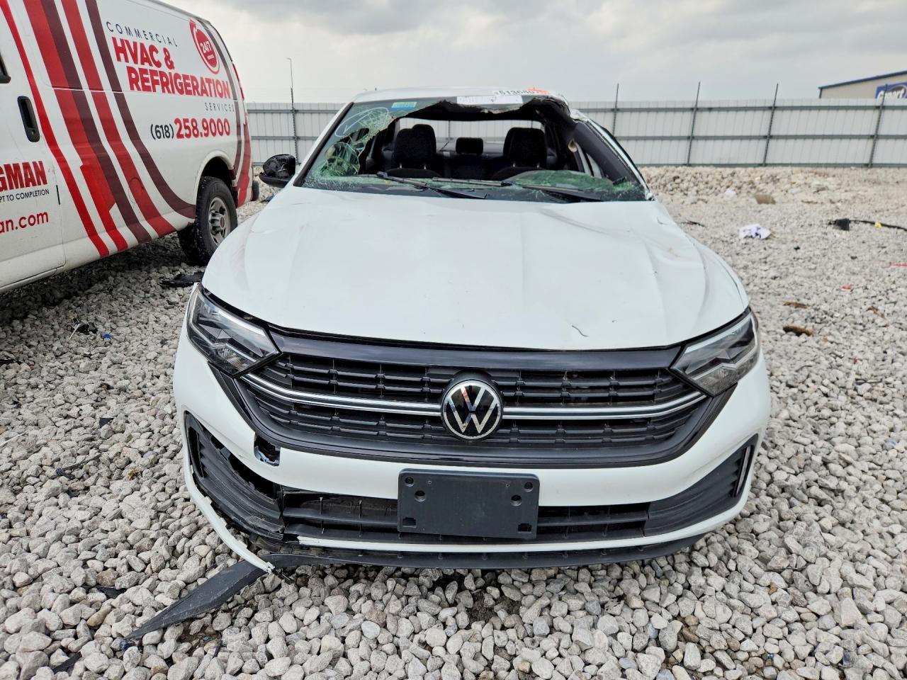 2023 Volkswagen Jetta Sport - Фото 5