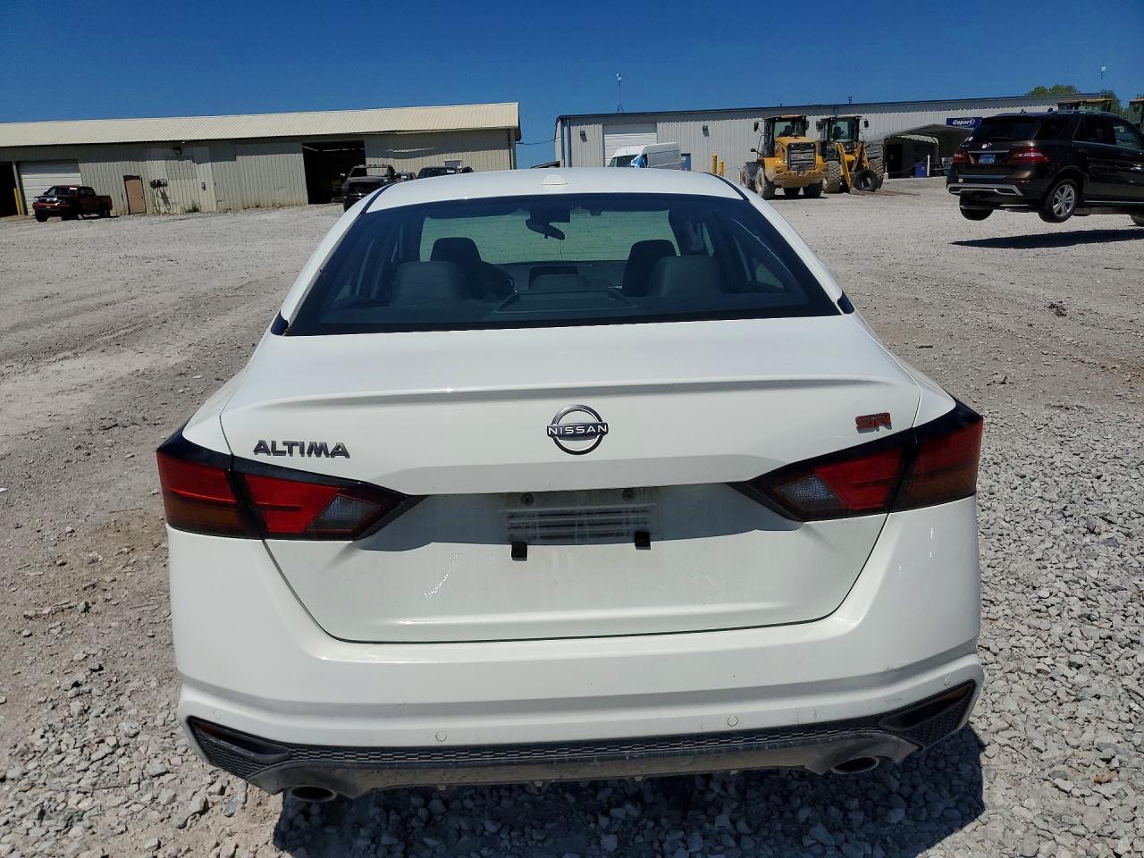 2024 Nissan Altima Sr - Фото 6