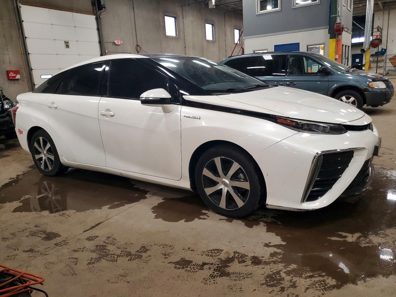 2017 Toyota Mirai Base - Фото 4