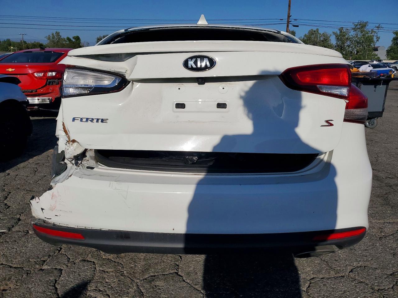 2018 Kia Forte S - Фото 6