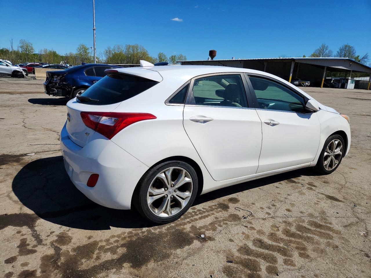 2013 Hyundai Elantra Gt Base - Фото 3