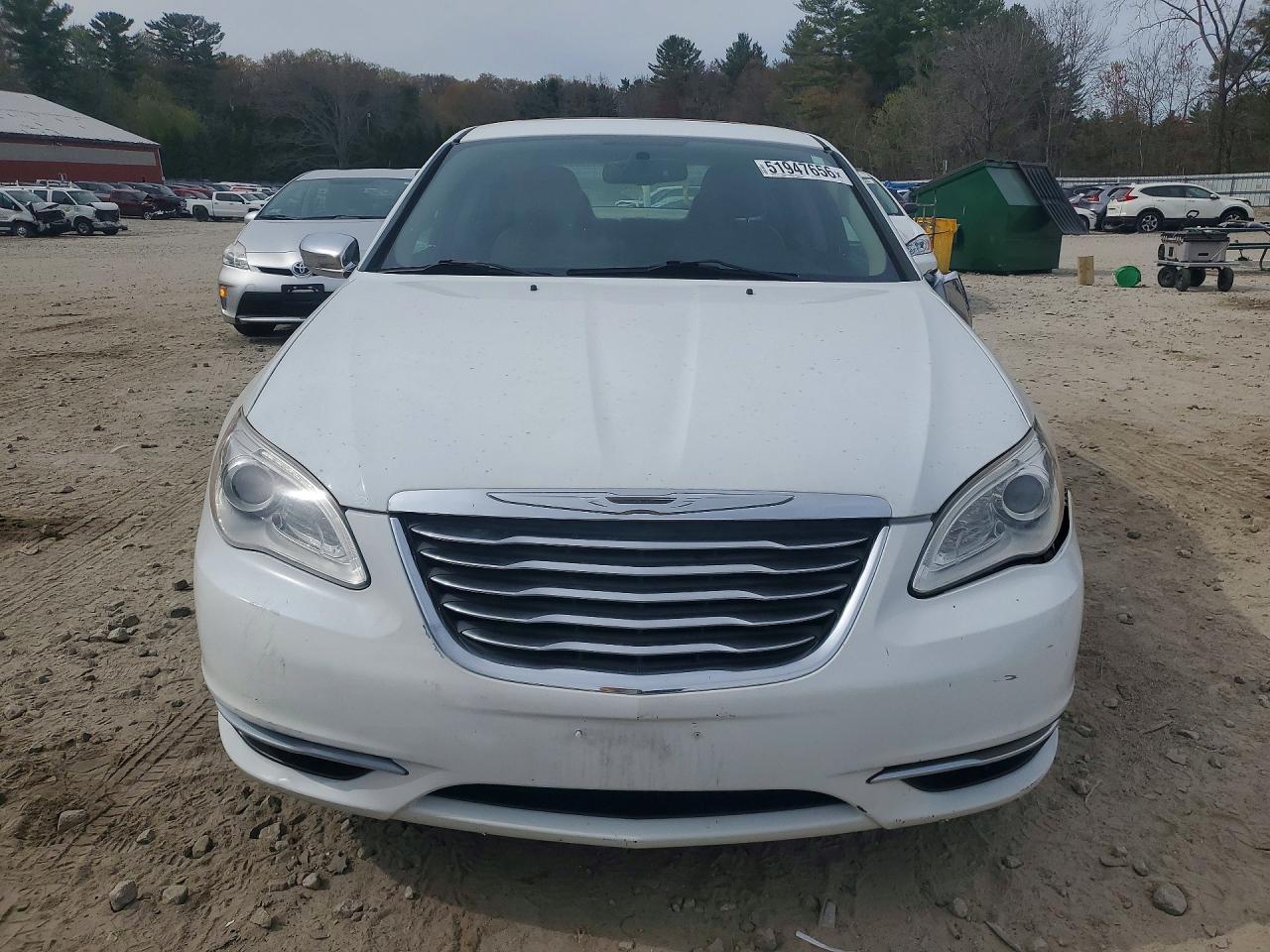 2014 Chrysler 200 Limited - Image 5