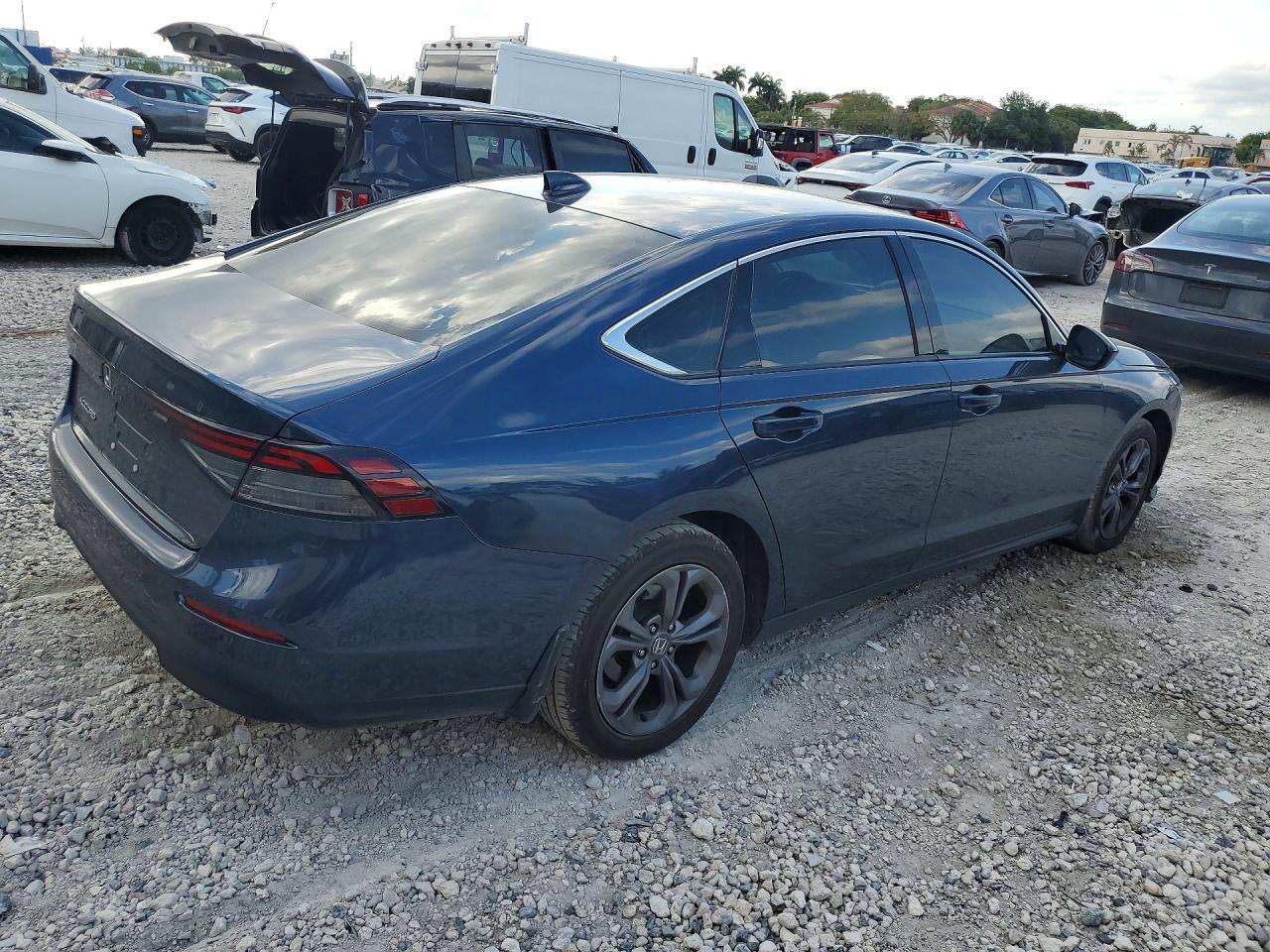 2024 Honda Accord Ex - Фото 3