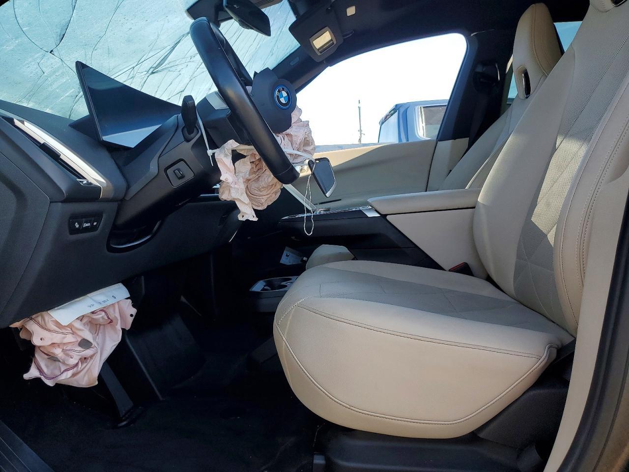 2024 BMW Ix xDrive50 - Фото 7