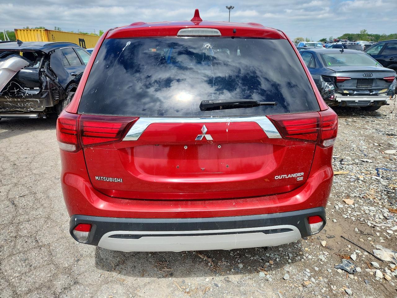 2019 Mitsubishi Outlander Se - Фото 6