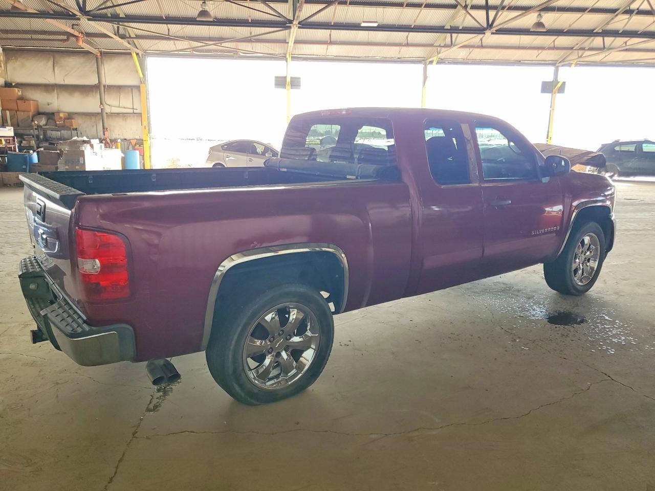 2007 Chevrolet Other - Image 3