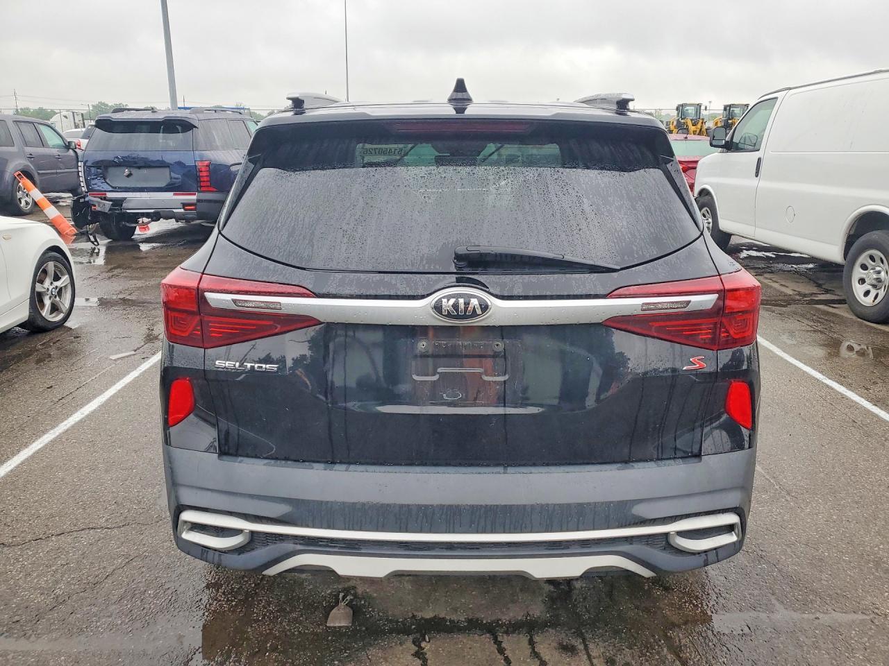 2021 Kia Seltos S - Фото 6