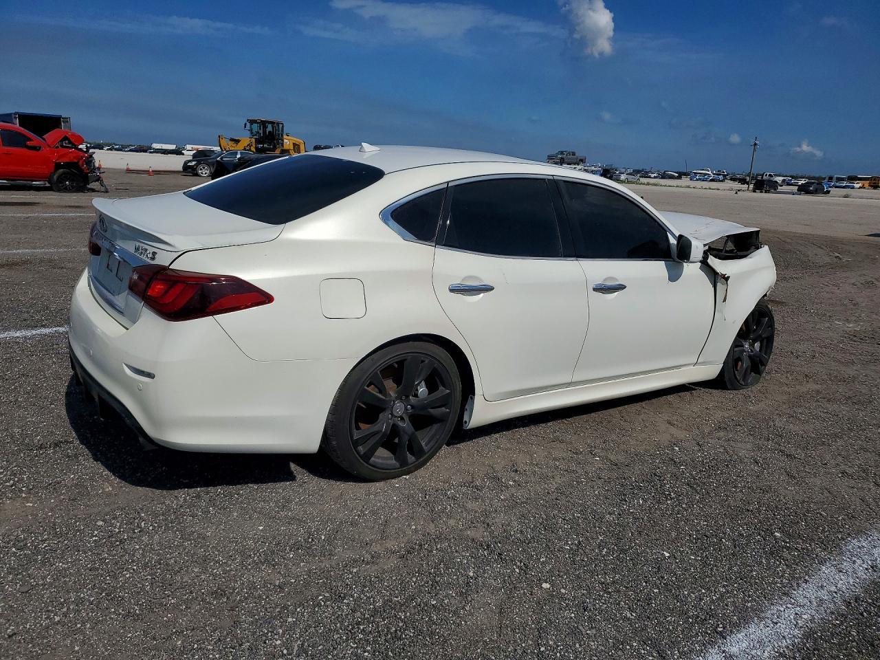 2013 Infiniti M37 X - Фото 3