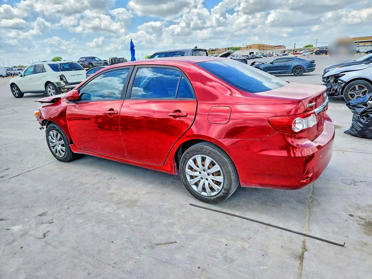2012 Toyota Corolla Le - Фото 2