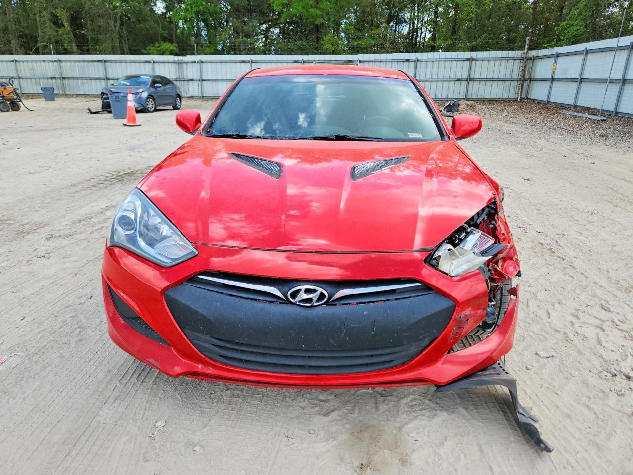 2013 Hyundai Genesis Coupe 2.0T - Фото 5