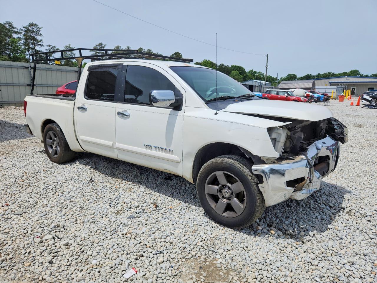 2005 Nissan Titan Xe - Image 4